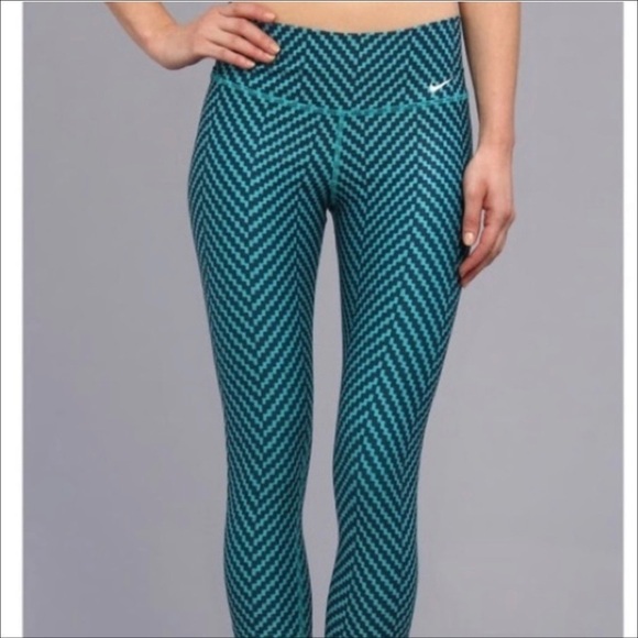 Nike Dri-Fit Legend 2.0 Training Zigzag Capri Leggings Womens Small 614291-383 - Picture 1 of 8